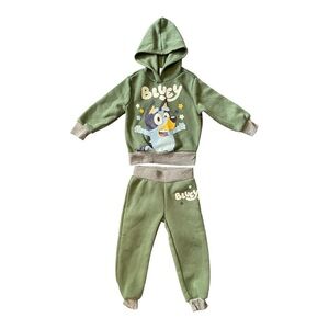 #364, Bluey toddler green hoodie and jogging pant set, size 2T